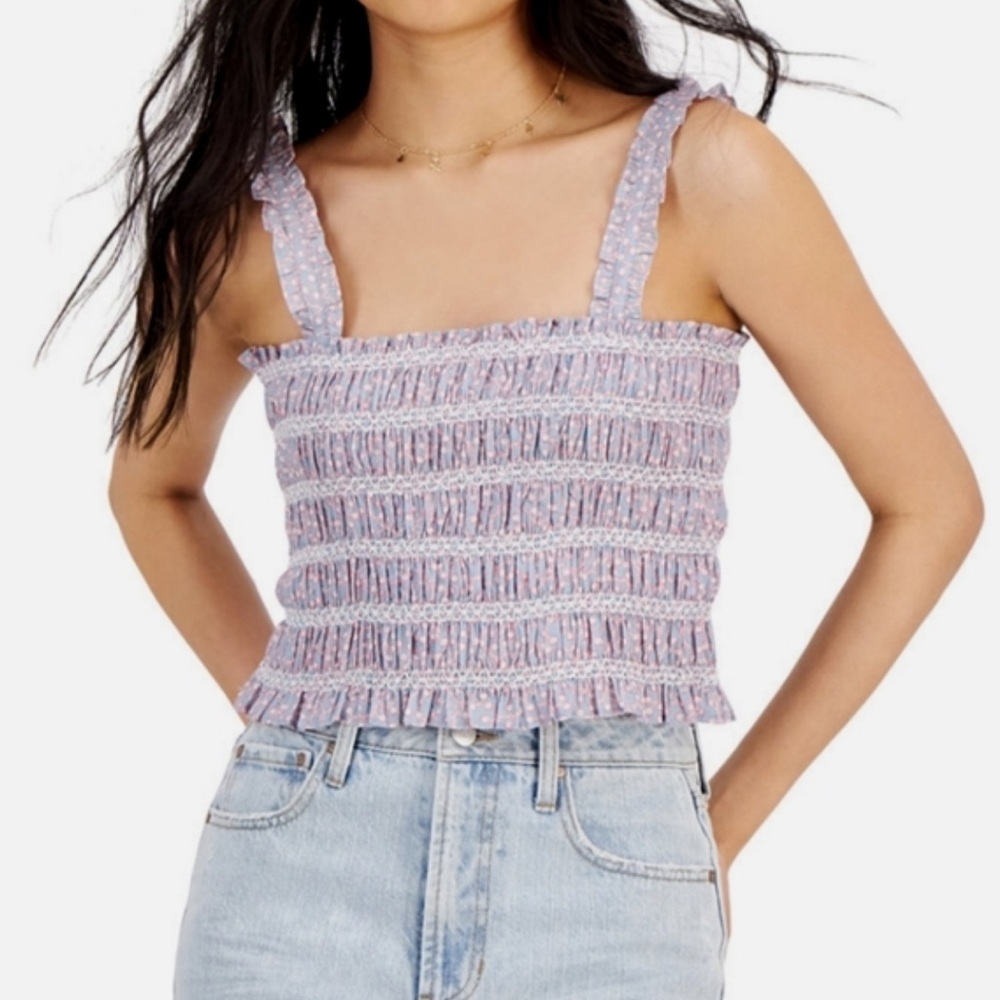 🛑 SALE 🌻 NWOT French Connection Lavender Floral Smocked Cropped Top